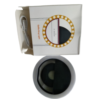Anneau Lumineux Selfie Ring Light – Lumière LED Ajustable Pour Photo Et Vidéo Anneau Lumineux Selfie Ring Light – Lumière LED Ajustable Pour Photo Et Vidéo